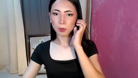 Sofia online show from 12.16.25