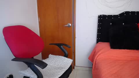 Snapshot of ursulawhite69 chatting on 12.21.24 Eveling Blanco  online show from 12.21.24