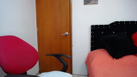 Snapshot of ursulawhite69 chatting on 01.21.25 Eveling Blanco  online show from 01.21.25