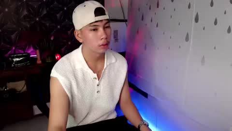 ursweet_jade online show from 10.14.25