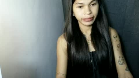 Snapshot of ursweet_zeviixx chatting on 06.20.26 ursweet_zeviixx online show from 06.20.26
