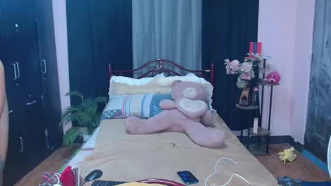 UrSweetBbGirl online show from 05.06.26