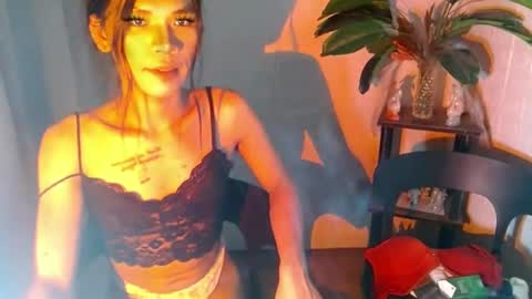 Snapshot of ursweetgirlintownxxx chatting on 03.07.25 CAll me Tam online show from 03.07.25
