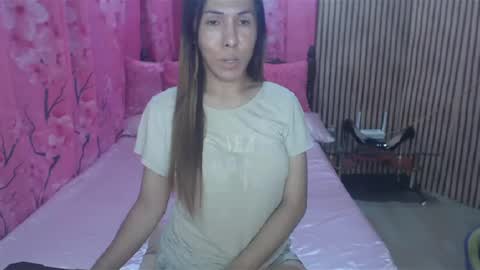 Snapshot of ursweetgoddess chatting on 06.28.26 iVANNA online show from 06.28.26