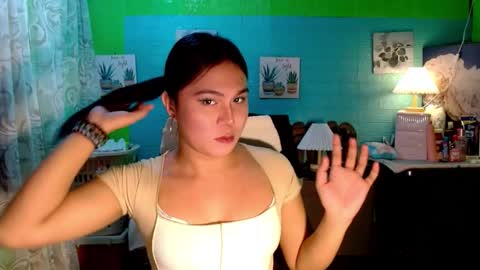 YOURGIRLCAMILLA online show from 11.30.25