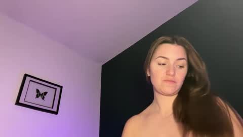 Snapshot of urwetdreamddd chatting on 12.19.24 Dream online show from 12.19.24