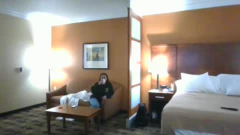 us24u888 online show from 01.22.25