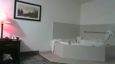 us24u888 online show from 10.31.25