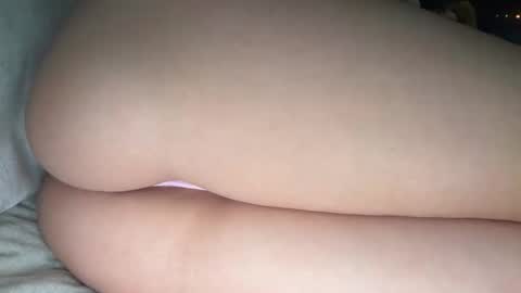 Lily online show from 09.26.25