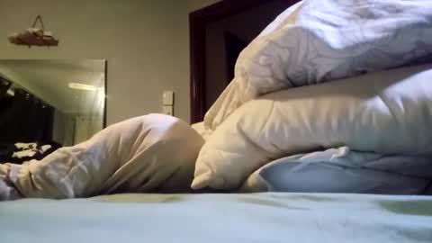 mia online show from 02.14.26