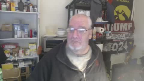 Snapshot of usgoober chatting on 12.31.24 Eric online show from 12.31.24