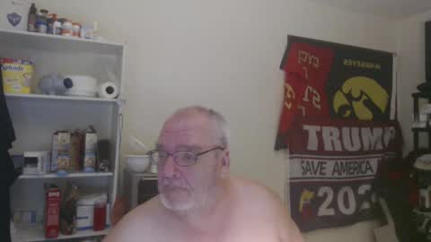 Snapshot of usgoober chatting on 01.14.25 Eric online show from 01.14.25