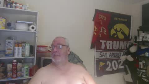 Snapshot of usgoober chatting on 01.18.25 Eric online show from 01.18.25