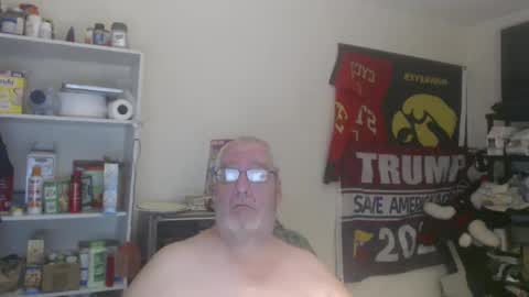 Snapshot of usgoober chatting on 01.22.25 Eric online show from 01.22.25