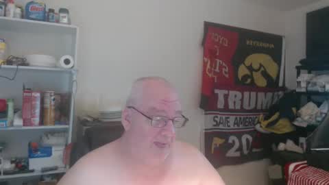 Snapshot of usgoober chatting on 02.24.25 Eric online show from 02.24.25
