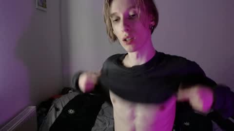 Excuse me online show from 12.12.24