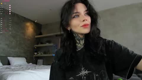 Eva online show from 12.01.25