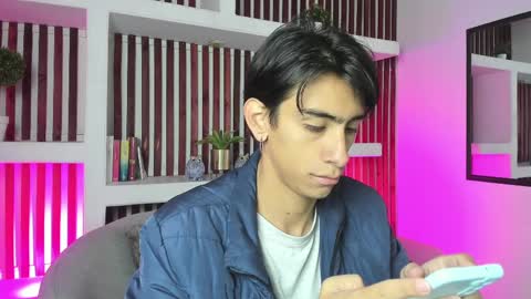 Snapshot of uyukie chatting on 09.26.25 UYUKIE online show from 09.26.25