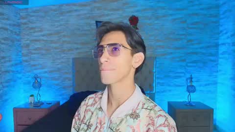 Snapshot of uyukie chatting on 11.01.25 UYUKIE online show from 11.01.25