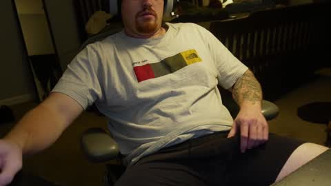 Snapshot of v_for_veng chatting on 01.09.25 v_for_veng online show from 01.09.25