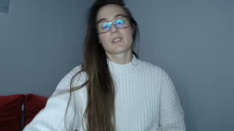 Snapshot of va_len_sea_ya chatting on 03.08.25 Valensiya online show from 03.08.25