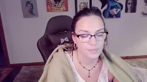 Snapshot of vagelicious chatting on 10.24.25 vagelicious online show from 10.24.25