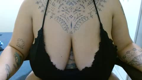 Vah Oliver online show from 12.20.24