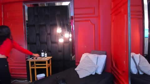 Vaiolet Harris online show from 04.17.26