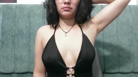 Snapshot of vainilla_cam chatting on 01.09.25 Vainilla online show from 01.09.25