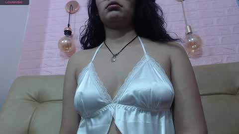 Snapshot of vainilla_cam chatting on 01.13.25 Vainilla online show from 01.13.25