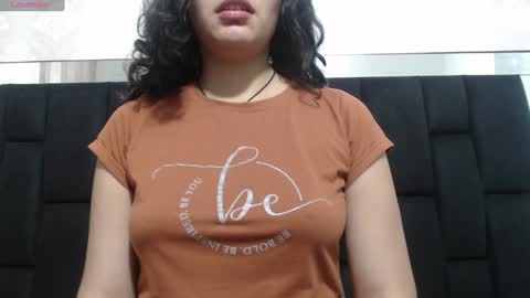 Snapshot of vainilla_cam chatting on 02.09.25 Vainilla online show from 02.09.25