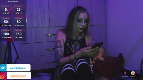 Vainilla Independent model online show from 03.08.26