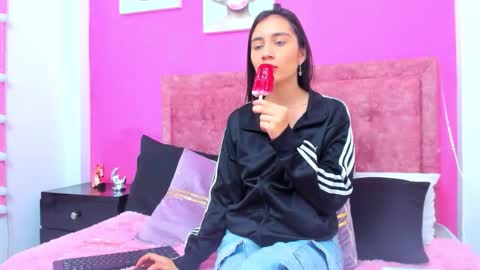 VaiolletCooper online show from 03.03.26