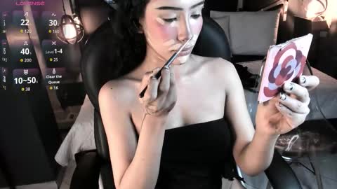 Vaioleth online show from 02.05.26