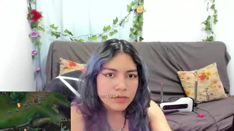 Vaiolet1314 online show from 02.15.26