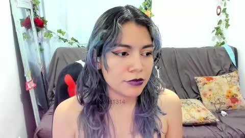 Vaiolet1314 online show from 02.24.26