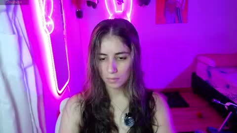 Snapshot of val_angelll chatting on 06.13.26 valentina online show from 06.13.26