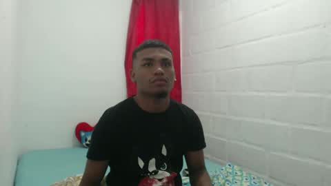 Snapshot of val_sex02 chatting on 02.03.25 val_sex02 online show from 02.03.25