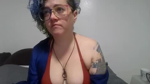 valarieak online show from 10.09.25