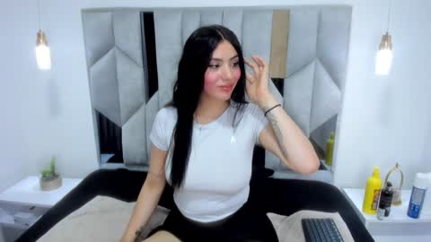 VALENTINA online show from 12.02.24