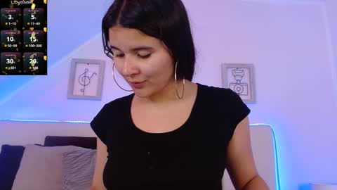 Snapshot of valeery_gomez chatting on 01.25.25 Tifanny online show from 01.25.25