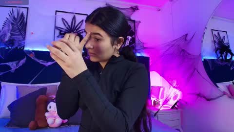 Tifanny  online show from 10.27.25