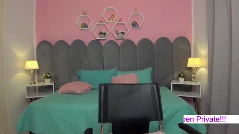 Valentina Montoya online show from 01.05.25
