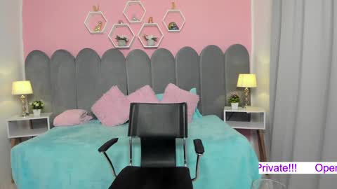 Valentina Montoya online show from 02.03.25