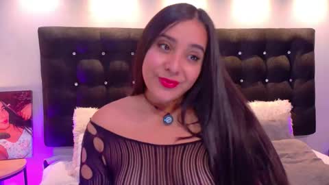 Valen Scott online show from 11.24.25