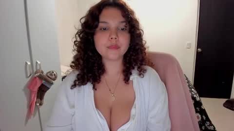 valen_smile_ online show from 12.06.24