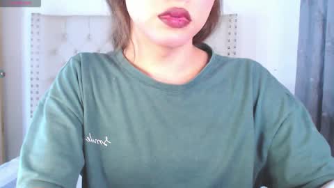 IG-valen mendoza99  twitter valenthompson99 online show from 09.21.25