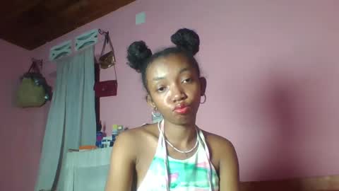 valencia302364 online show from 12.22.24