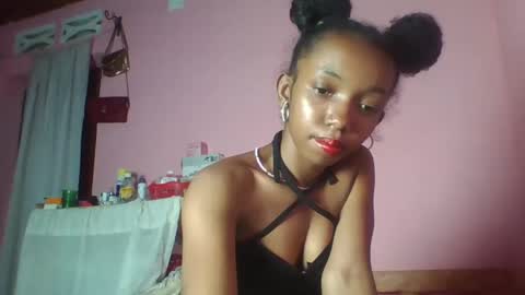 valencia302364 online show from 12.25.24