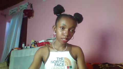 valencia302364 online show from 01.06.25